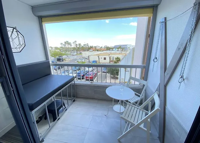 2 Couchages Cap D'agde Naturisme Cn010-557 *